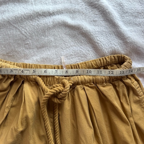 Free People Kahlani Harem Pull On Pants in Harvest Gold EUC - Picture 5 of 7